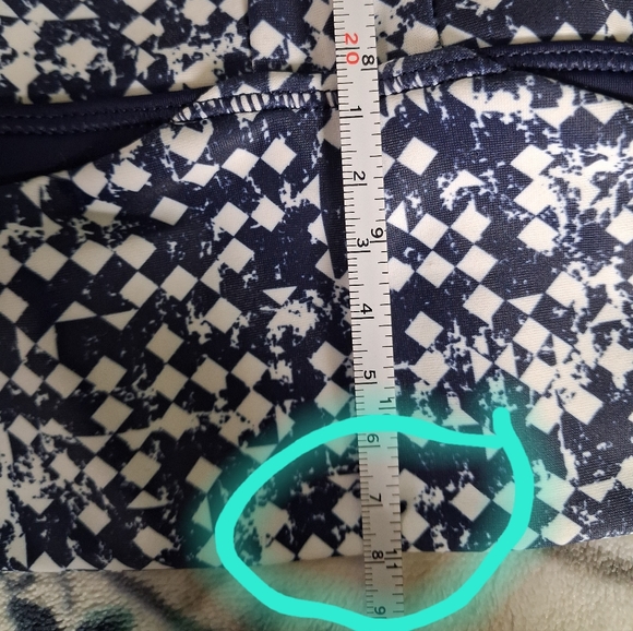 🆕Puma | Culture Surf Crop Sports Bra Womens Size Medium - Picture 10 of 13